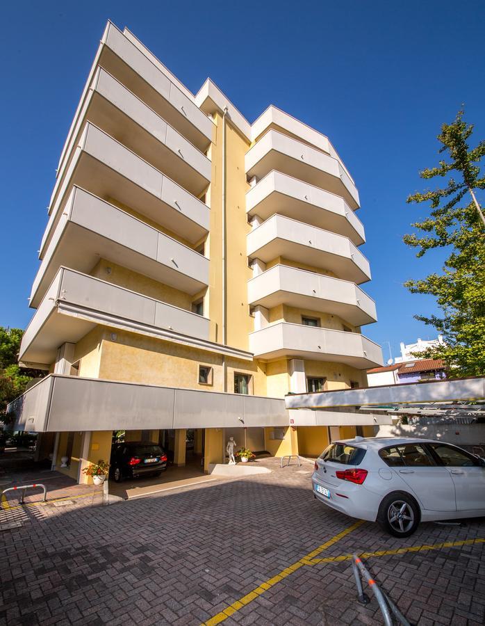 Residence California ลิโดดิเยโซโล ภายนอก รูปภาพ